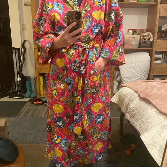 Print Fresh Christmas Bulb Robe - Picture 2 of 2